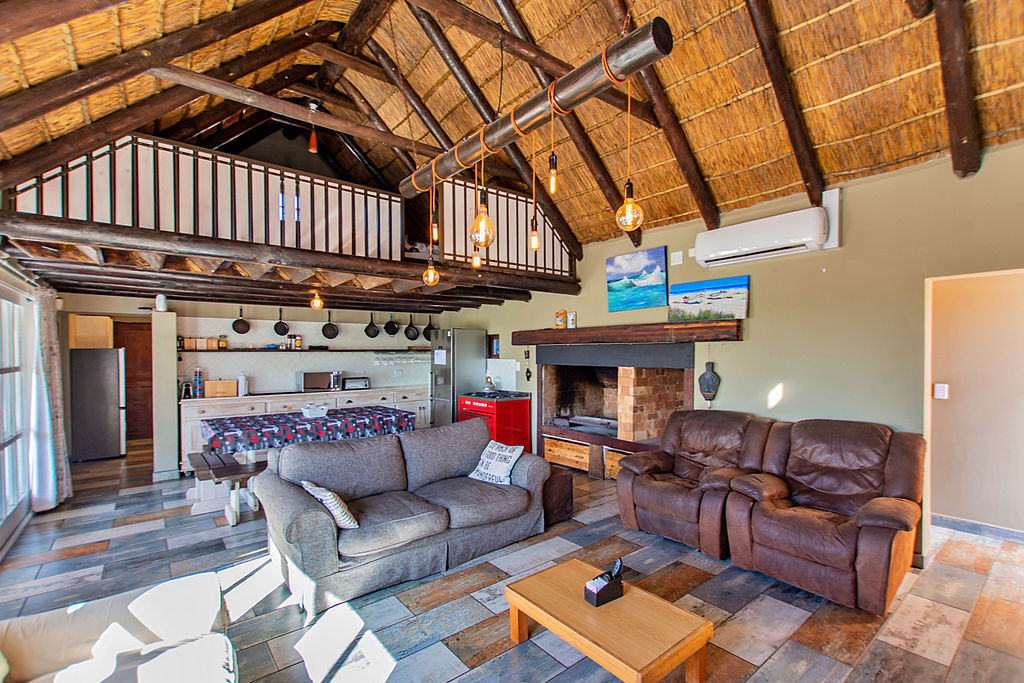 Lounge and kitchen