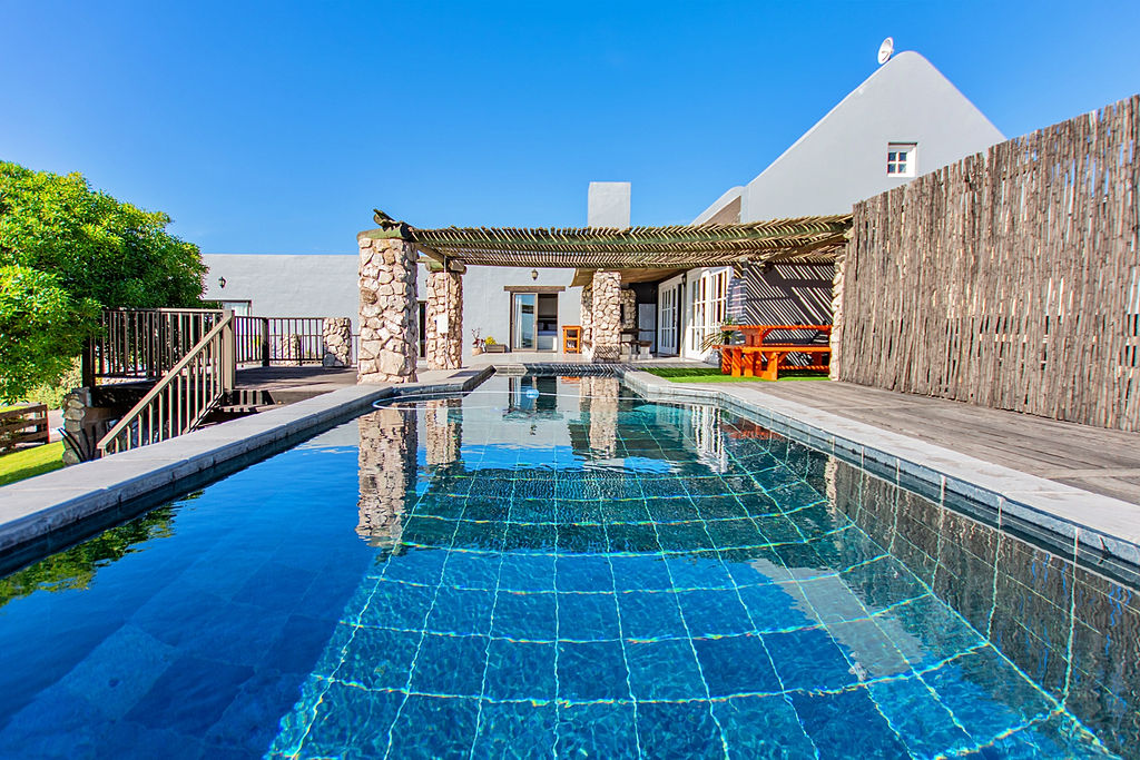 Heated infinity pool