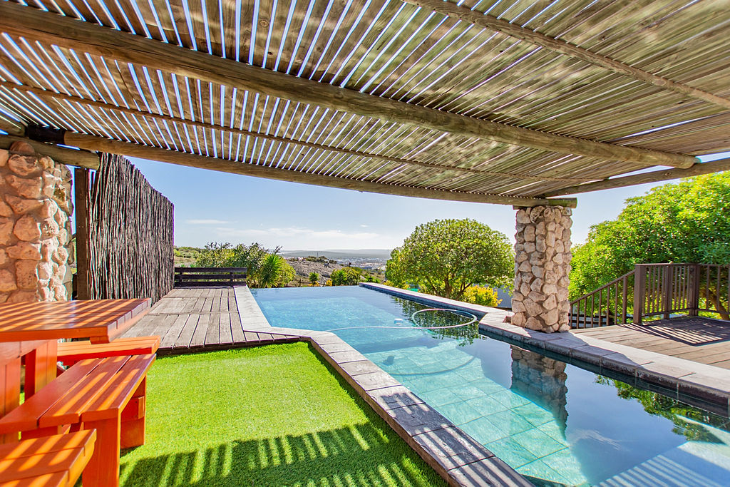 Heated infinity pool